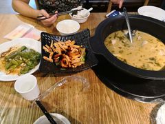 -盛宏鑫·四川鲜鱼馆(一元路店)
