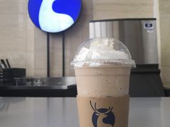 -瑞幸咖啡(绿地新都会9号楼店)