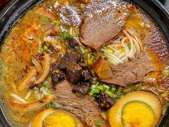 -花溪巷牛肉粉(泉城路店)