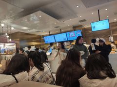 -奈雪的茶(湖滨银泰in77C区PRO店)