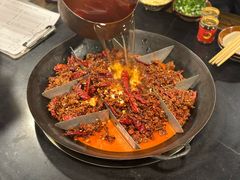 -彭三老火锅(枣子岚垭正街店)