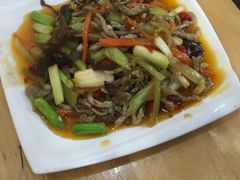 -乡土特色.冷锅鱼.牦牛肉汤锅