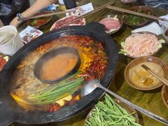 -黄潇洒老火锅(九眼桥宏济巷店)