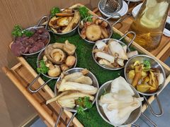 -一朵菌·野生菌探索家火锅(南亚店)
