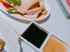 招牌海南鸡饭-芽笼芽笼新加坡餐厅(环球港店)