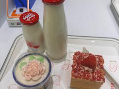 -红星前进面包牛奶公司(畅春园店)