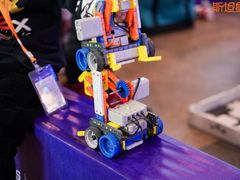 -斯坦星球AI编程·机器人科创·科学实验·信奥·思维·STEM·积木拼搭·竞赛考级(浦东联洋广场大拇指龙阳御桥中心)