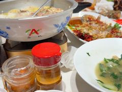-杨氏青龙虾·羊蝎子(金盛路总店)