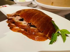 酥香嫩烤鸭-四季民福烤鸭店(外滩外白渡桥店)