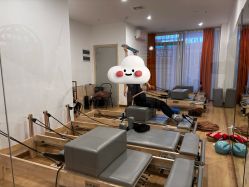 -伽玥瑜伽·普拉提馆
