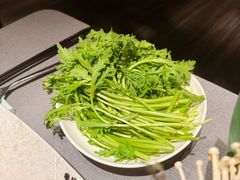 -左庭右院鲜牛肉火锅黑金店(陆家嘴中心店)