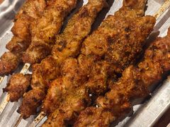 带签羊肉串-清真吴记门钉肉饼·喜多利