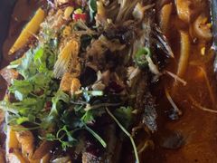 -顶峰夜宴·龙虾烧烤大排档(九江学院店)
