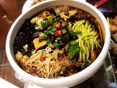-那家老院子东北菜·饺子·小鸡炖蘑菇(艳华街店)