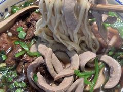 -镇南锅盖面馆(解放路店)