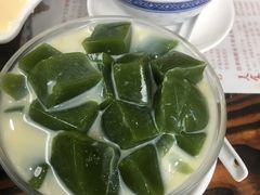 翡翠凉粉加炼奶-周大娘牛乳(旧寨古村总店)
