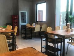大堂-窦四牛杂面(总店)