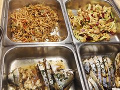 -荣誉国际酒店-云顶旋转餐厅