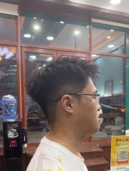 -绅仕門男士理发馆