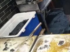 -黑色经典臭豆腐·湖南特产(太平街口店)