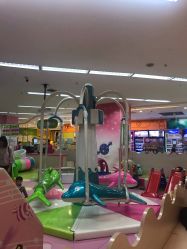 -孩子王童乐园(青岛万达店)