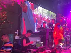 -喜鹊音乐酒馆(西街店)