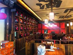 大堂-先启半步颠小酒馆(白麓里店)