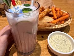 -味德西餐音乐酒吧 Wade's Bar&Grill