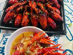 -松哥油焖大虾.小龙虾.黑鸭煲(海岸城店)