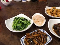 清炒茼蒿-同得兴 Since·1995 传统苏式面馆(嘉馀坊店)