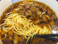 -禧凰·老上海白斩鸡辣肉面店