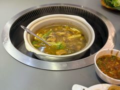 -野菌园·野生菌火锅首创第一家(关兴路总店)