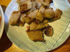 雪花猪梅肉-唯成•韩国炭火烤肉 유성고기