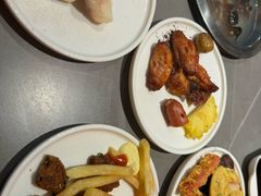 -黑金·寻焰自助百汇·烤肉·火锅(中街店)