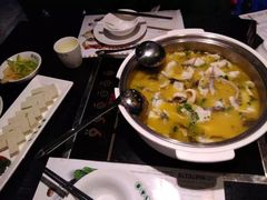-严厨老坛酸菜鱼(吴江万宝店)