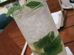 -三亚海棠湾喜来登度假酒店大堂吧