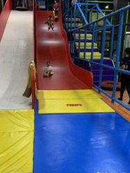 -蹦贝运动中心·蹦床·攀岩·闯关(龙岗店)