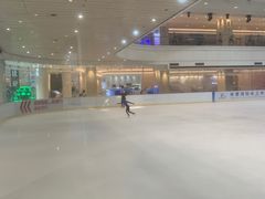 -陈露国际冰上中心(天津嘉里汇店)