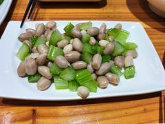 芹菜花生米-奉天祥和锅烙铺(长江店)