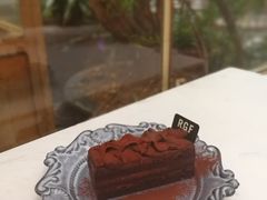 -RGF(巨鹿路店)