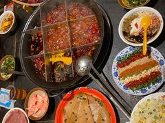 -周小明火锅(黑金冠社区店)