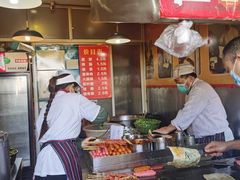 -海燕家人灌蛋饼(凤凰街店)