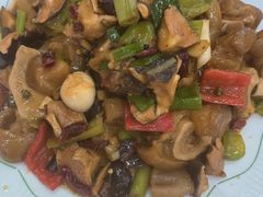 -丹水桥地锅鱼·翘嘴鲌·地方特色全鱼宴(丹江口大坝店)