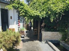 -汤宴·参须肚包鸡(南京路店)