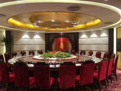 -东北大厦酒店(沈阳北站青年大街店)