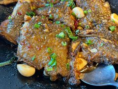 锅烧深海碟鱼头-大份-开海·红岛海鲜虾水饺(石老人店)