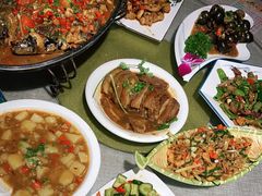 -鲜榨果汁·啤酒鱼(环岛河店)