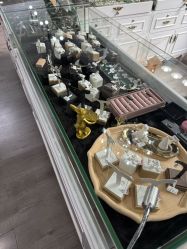 -龙之吻专业刺青·手工耳洞·纹身去色