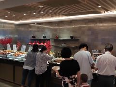 自助取餐区-云端西餐厅(南宁龙光那莲豪华精选酒店)