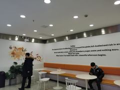 用餐区-CoCo都可(北美店)